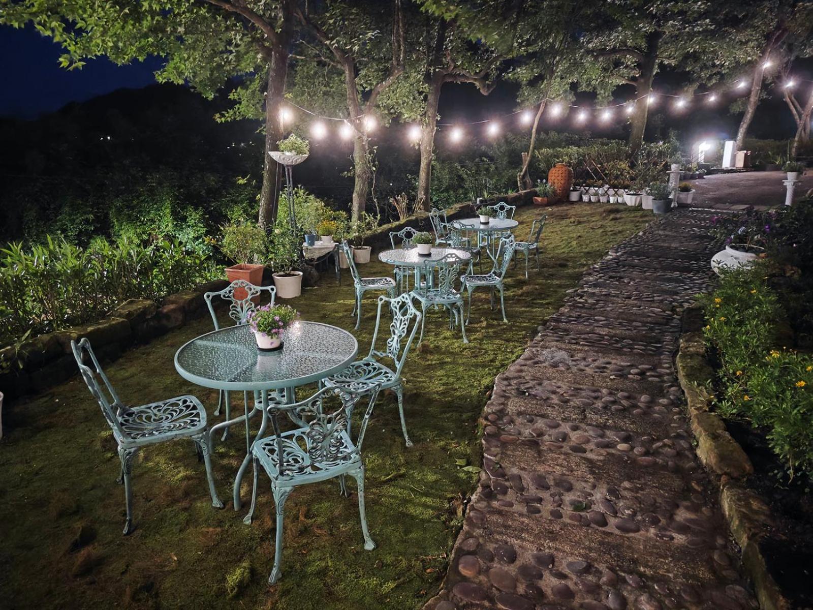 金石新月光 Acomodação com café da manhã Jiufen Exterior foto